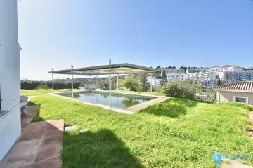 5 bedroom House for Sale in La Cala de Mijas-28283