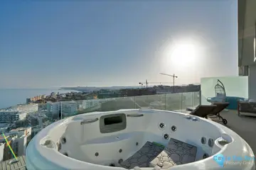 3 bedroom Apartment for Sale in Fuengirola-28339