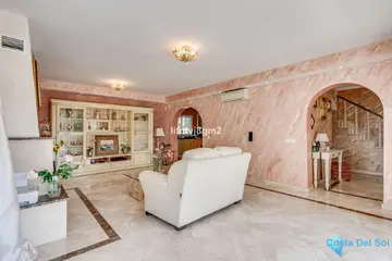 4 bedroom House for Sale in Artola-28405