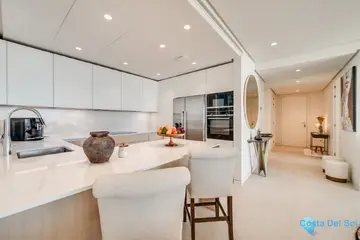 3 bedroom Apartment for Sale in Ojén-28450