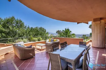 4 bedroom Apartment for Sale in Nueva Andalucía