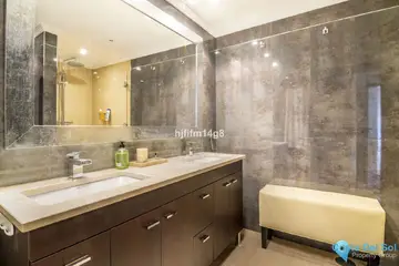 4 bedroom Apartment for Sale in Nueva Andalucía-28479