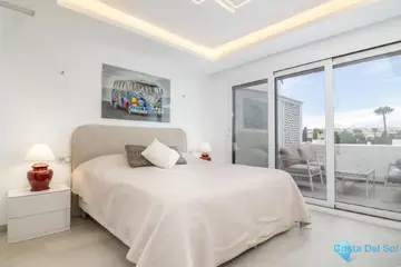 3 bedroom Apartment for Sale in Puerto Banús-28771