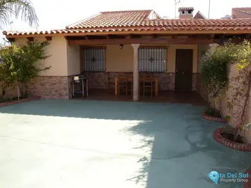 7 bedroom House for Sale in Alhaurín de la Torre