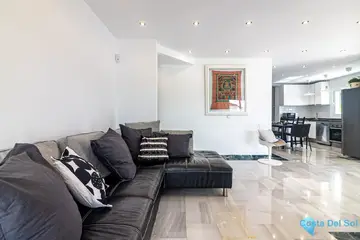 5 bedroom House for Sale in Benalmadena Costa-28898