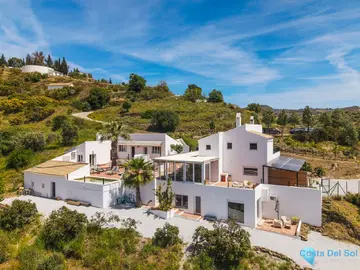 7 bedroom House for Sale in Cómpeta-28997