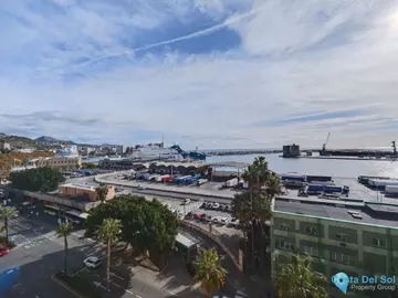 4 bedroom Apartment for Sale in Málaga Centro-29152