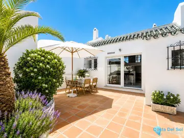 3 bedroom House for Sale in Marbella