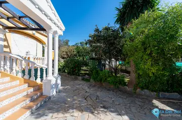4 bedroom House for Sale in Las Chapas-29630
