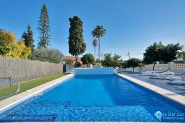 4 bedroom House for Sale in San Pedro de Alcántara