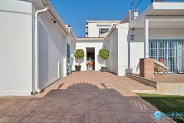 4 bedroom House for Sale in San Pedro de Alcántara-29649