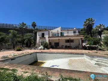 7 bedroom House for Sale in Nueva Andalucía-29703