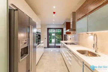 2 bedroom Apartment for Sale in Estepona-29811