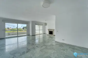 5 bedroom Apartment for Sale in Guadalmina Baja-29973