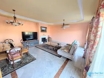 5 bedroom House for Sale in Málaga-30049