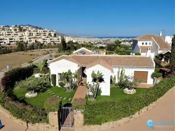 3 bedroom House for Sale in Cerros del Aguila