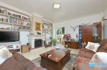 9 bedroom House for Sale in Alhaurín de la Torre-30567