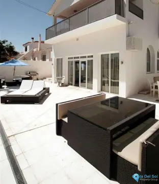 4 bedroom House for Sale in Nueva Andalucía