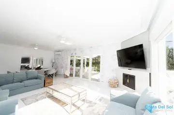 6 bedroom House for Sale in Benalmadena-30885