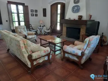 5 bedroom House for Sale in Casares-31109