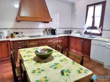 5 bedroom House for Sale in Casares-31116