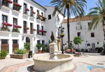3 bedroom House for Sale in Marbella-31199