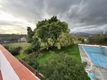 4 bedroom House for Sale in Estepona-31299