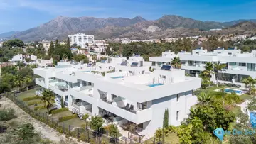 4 bedroom House for Sale in Río Real-31317