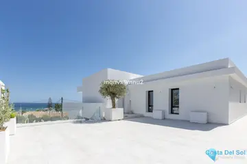 3 bedroom House for Sale in El Chaparral-31462
