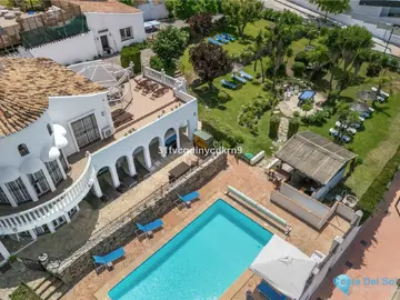 6 bedroom House for Sale in Estepona-31503