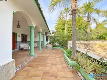 5 bedroom House for Sale in Marbella-31652