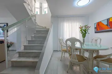 4 bedroom House for Sale in Costabella-31877
