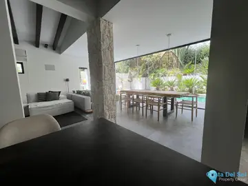 4 bedroom House for Sale in Nueva Andalucía-32002