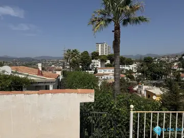 6 bedroom House for Sale in Nueva Andalucía-32027