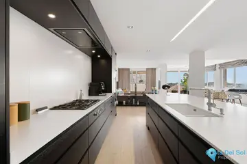 4 bedroom Apartment for Sale in Nueva Andalucía-32086