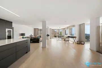 4 bedroom Apartment for Sale in Nueva Andalucía-32087