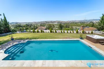 6 bedroom House for Sale in Mijas
