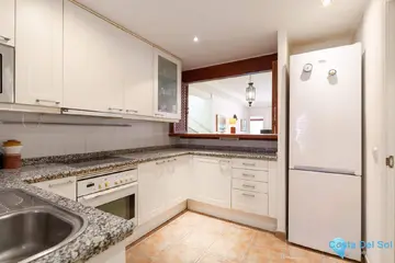 3 bedroom Apartment for Sale in Estepona-32315