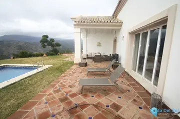 4 bedroom House for Sale in Istán