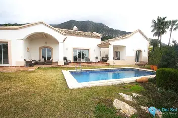 4 bedroom House for Sale in Istán-32474