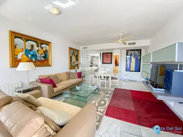 3 bedroom Apartment for Sale in The Golden Mile-32516