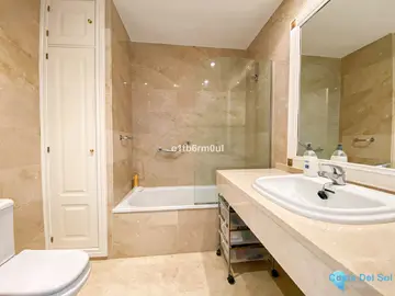 3 bedroom Apartment for Sale in The Golden Mile-32518