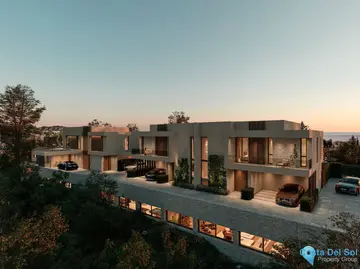 3 - 4 bedroom House for Sale in Málaga Este-32663