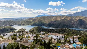 4 bedroom House for Sale in Istán-32886