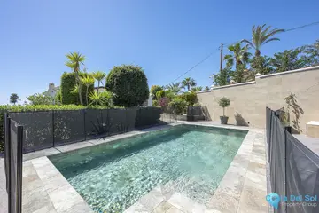 6 bedroom House for Sale in Estepona-32991