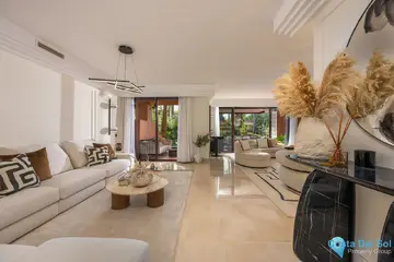 3 bedroom Apartment for Sale in Nueva Andalucía-33029