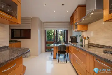 3 bedroom Apartment for Sale in Nueva Andalucía-33030