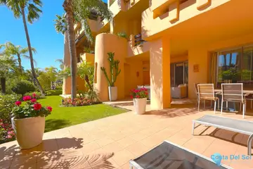 3 bedroom Apartment for Sale in Marbella-33076