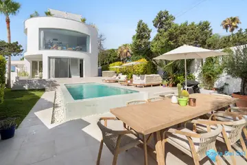 3 bedroom House for Sale in Marbesa