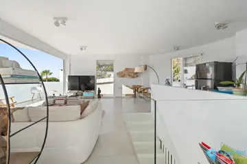 3 bedroom House for Sale in Marbesa-33128